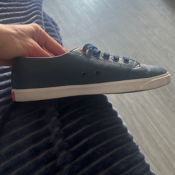 Lacoste shoes - Picture 10 of 10